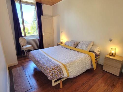 Imagem da galeria de Le Port du Vénasque de la Villa Ilixon, Grand T2, proche centre, jardin, billard, parking em Luchon