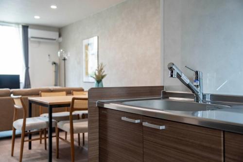 Φωτογραφία από το άλμπουμ του MKS102 - Vacation STAY 20132 σε Gojōdōri