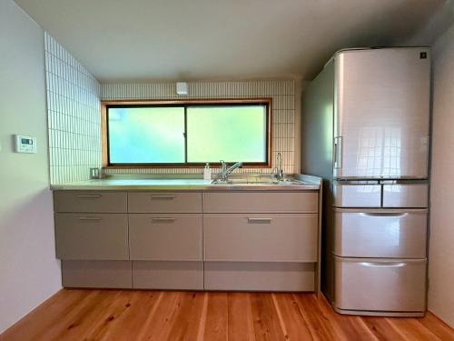 Nhà bếp/bếp nhỏ tại Whole house rental "Atori" - Vacation STAY 45535v