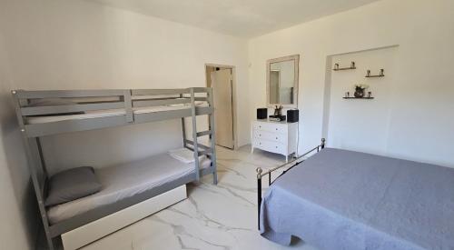 Кровать или кровати в номере La Dolce Villa