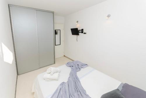 Apartment Black star