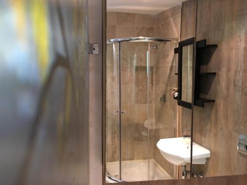 Un baño de Gordons Guesthouse