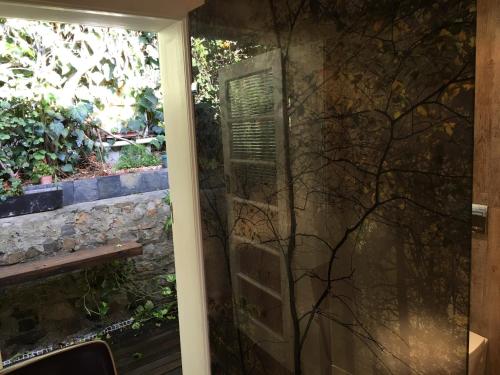 Jardín al aire libre en Gordons Guesthouse