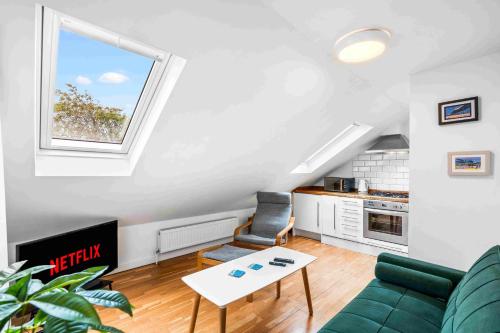 Kuchyň nebo kuchyňský kout v ubytování Seasalt Retreat By My Getaways