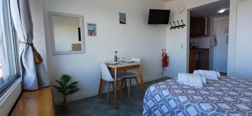 Ένα ή περισσότερα κρεβάτια σε δωμάτιο στο Centro cívico a 100 metros de distancia