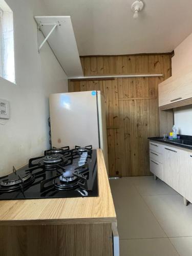 Dapur atau dapur kecil di Apartamento 02 - Dois quartos, sala e cozinha