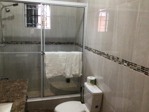 Bilik mandi di Glenmuir villas