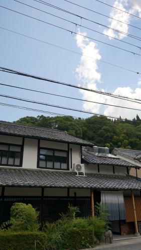 Budova, kde se prázdninový dům nachází