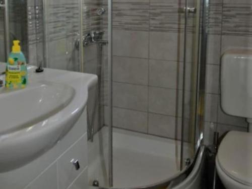Koupelna v ubytování Two bedroom apartment A4