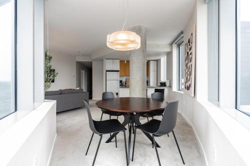 Η κουζίνα ή μικρή κουζίνα στο Sophari Towers Bellevue