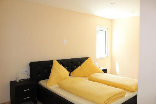 Postel nebo postele na pokoji v ubytování Deluxe Apartment nearby Heidelberg