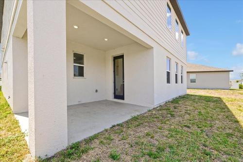 2186 Derwent Dr Davenport photo 28