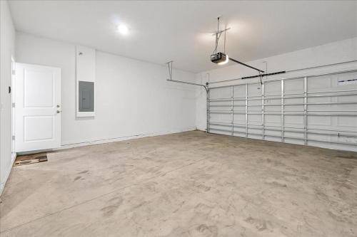 2186 Derwent Dr Davenport photo 48