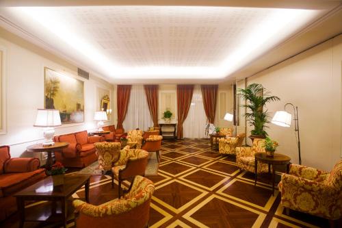 Χώρος καθιστικού στο Palazzo Alabardieri