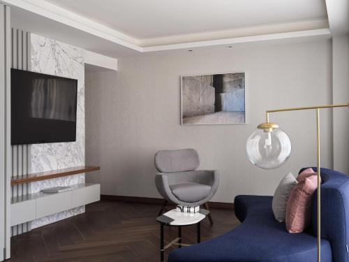 Televisyen dan/atau pusat hiburan di Grand Hyatt Athens
