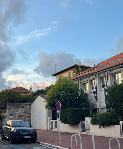 La petite MAISON BLANCHE CANNES