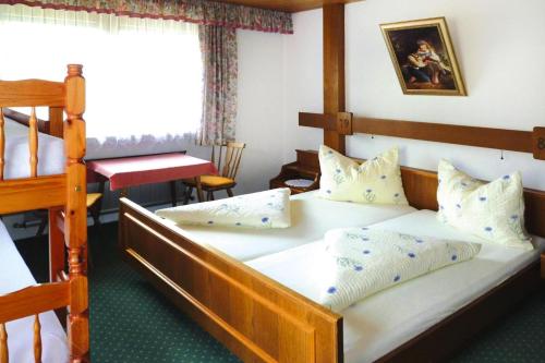 Apartment in Fügen with parking space