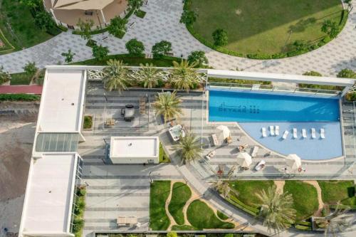 Elegant Studio Stay near Miracle Garden, Butterfly Garden & Dubai Hills Mall