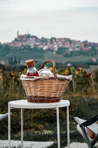 a basket sitting on top of a table at Belcasale in Vignale Monferrato