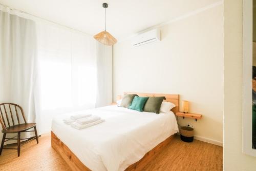 Cozy home with jacuzzi - near the airport