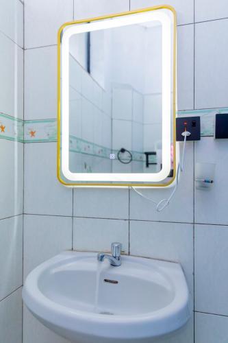 Un baño de Deal IN