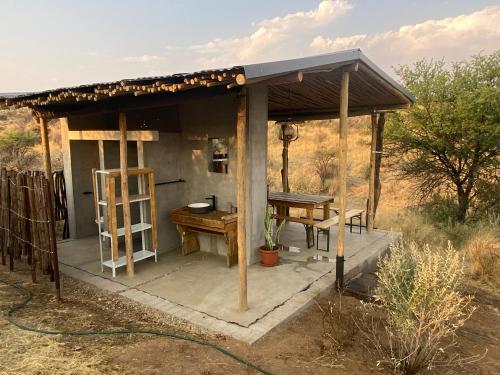 Балкон или терраса в Savanna hills Private Camp