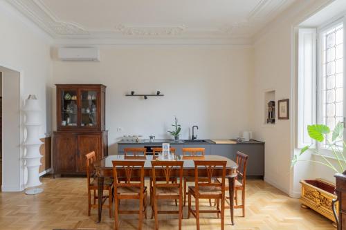 Elegant Apartment in Prati