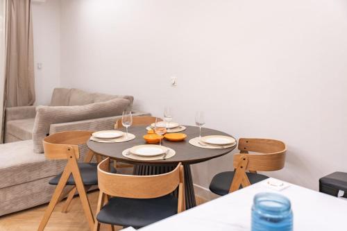 Cozystay 1807 - peaceful 3-bedroom heart of Cannes