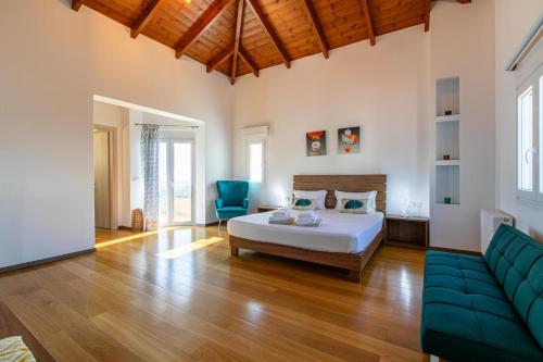 Postel nebo postele na pokoji v ubytování Mystique Villa by Vintage Travel