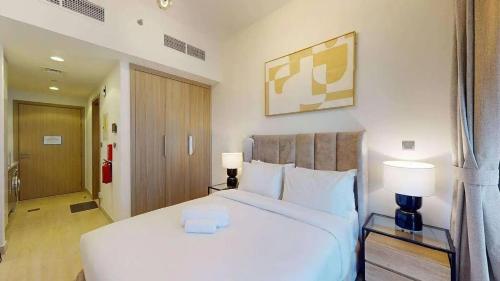 Chic Studio - Luxury Comfort - Dereva Stays