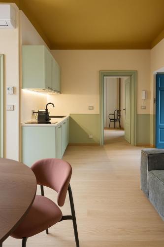 Serendipity Apartments - Colonne