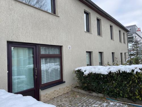 Handwerkerwohnung "Daniel" inklusive Stellplatz semasa musim sejuk