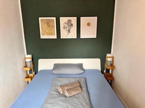 Postel nebo postele na pokoji v ubytování Appartement "Ilse" an der Goitzsche inklusive Parkplatz