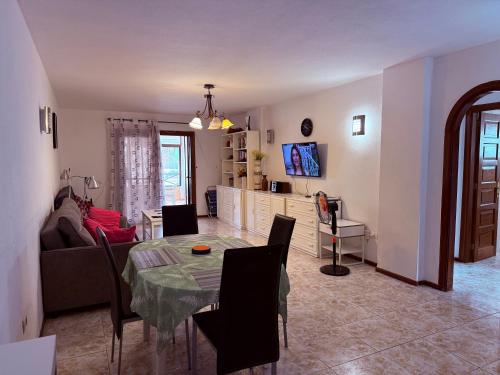 Lovely Los Cris Apartment