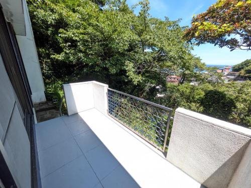 Balcone o terrazza di Sotoura Resort House 涛Tõ! BBQ-MAX10ppl-4min to Sotoura beach!