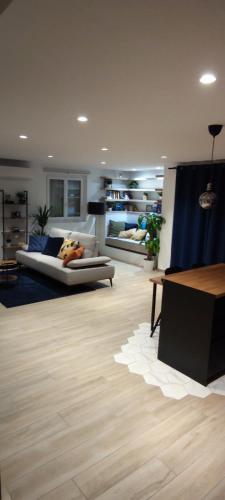 Chic & Cozy - Grand T3 - 95m Clim & Parking