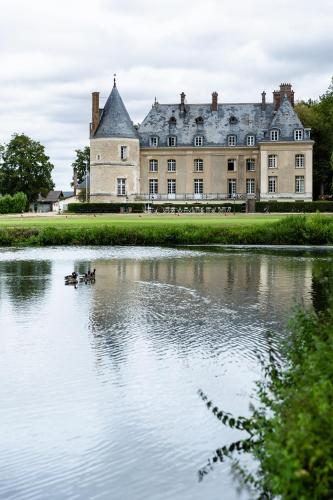 Gallery image of Chateau De Bertichères in Chaumont-en-Vexin