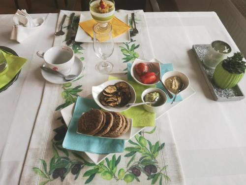 Jídlo v hotelu nebo okolí