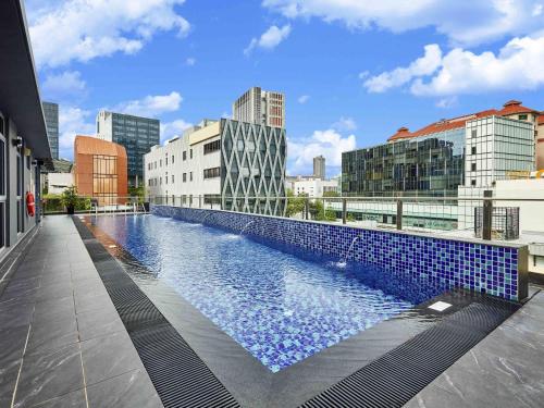 Πισίνα στο ή κοντά στο ibis budget Singapore Clarke Quay
