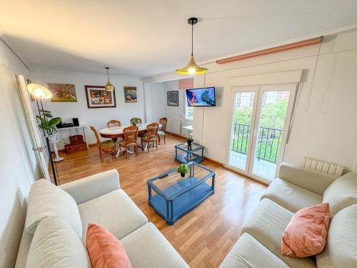 The Dragon of Pilar - Turistea