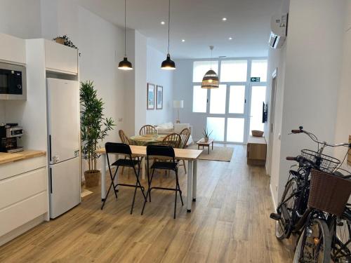1 Amplia y Exclusiva Vivienda con Terraza