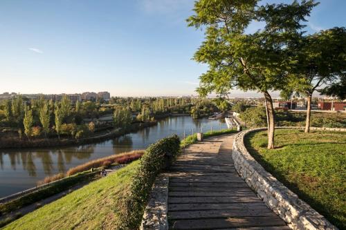 1 Amplia y Exclusiva Vivienda con Terraza