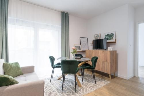 Jaworska One-Bedroom Apartment - ProperUNIT