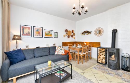 Ruang duduk di Stunning Home In Harina Zlaka