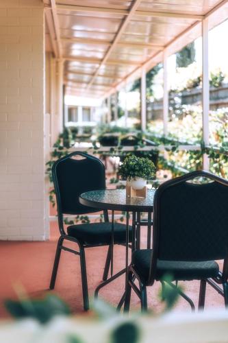 Restoran atau tempat lain untuk makan di Toowoomba Motel