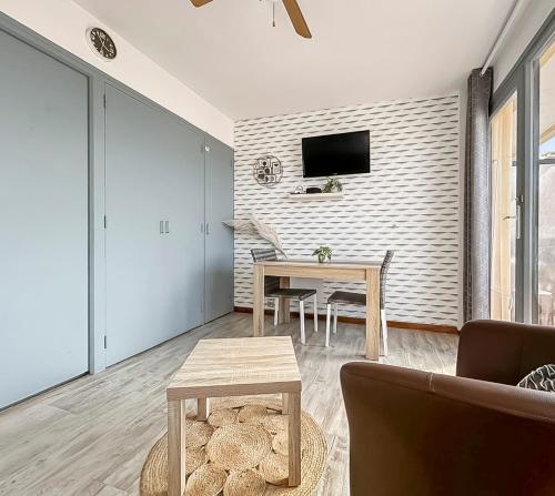 Studio cosy, Terrasse & Fibre, Plage à 30m