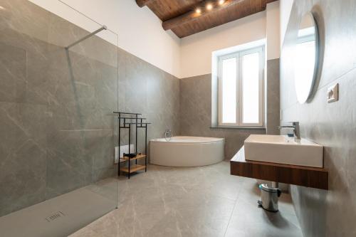 Figurari 16 Rooms