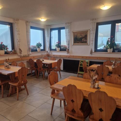 Restaurace v ubytování Andrejev dom na Slemenu
