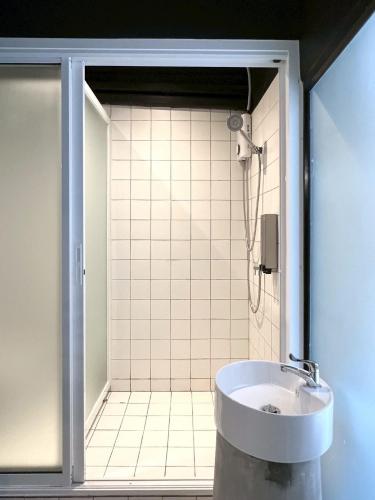 Ένα μπάνιο στο Chatel Samyan - Self check-in
