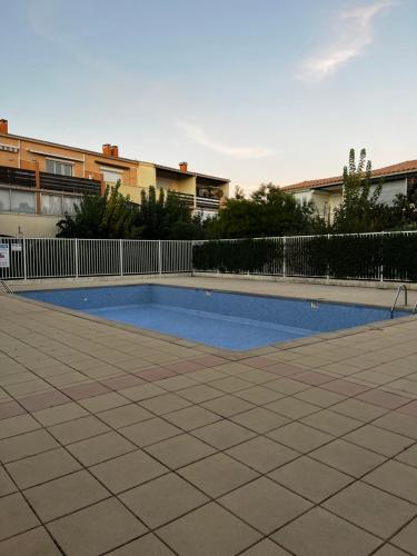 Grand duplex T3 les Estivales proche naturiste